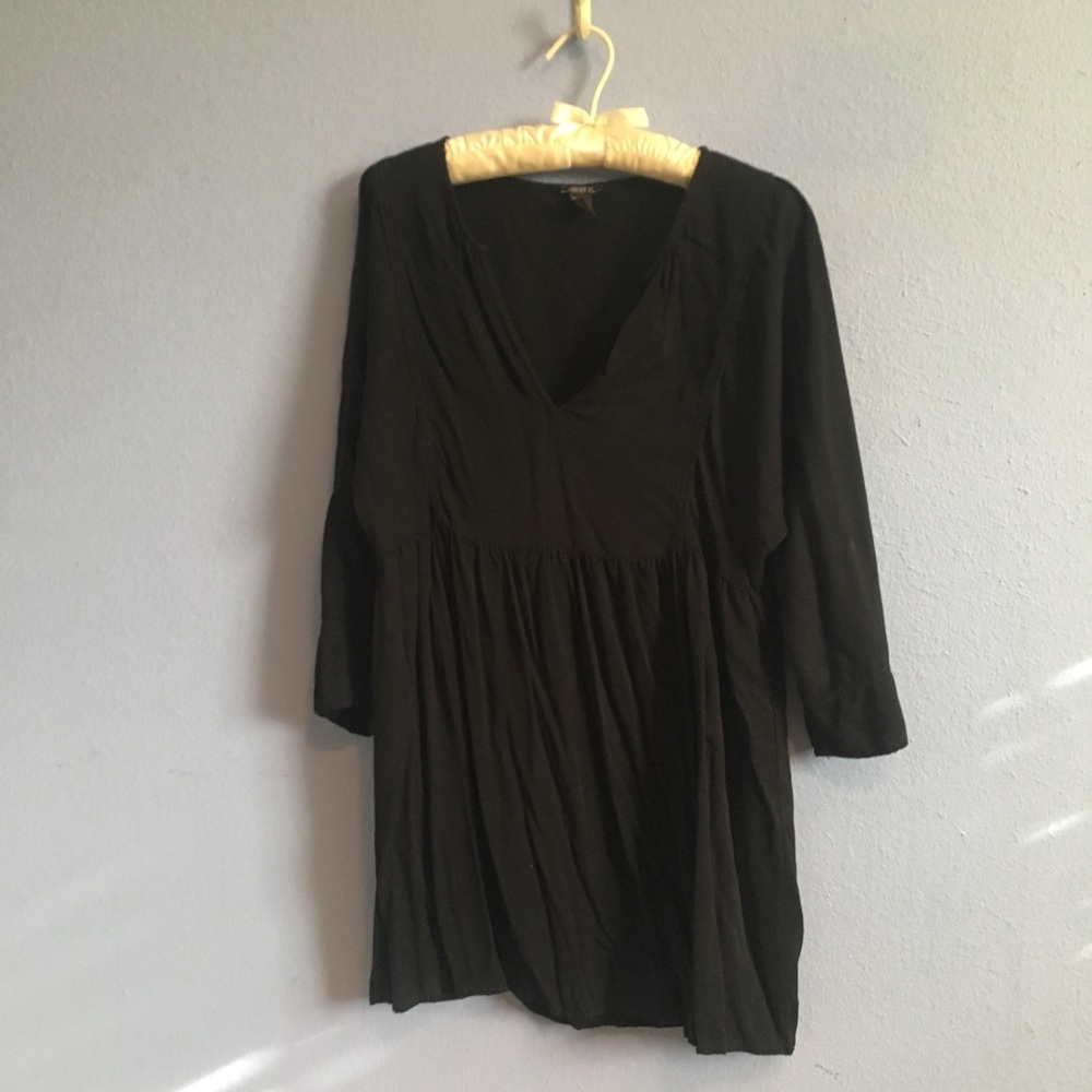 Cute flowy black dress